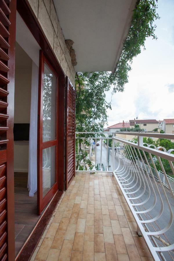 Apartmani Tina Podgora Εξωτερικό φωτογραφία