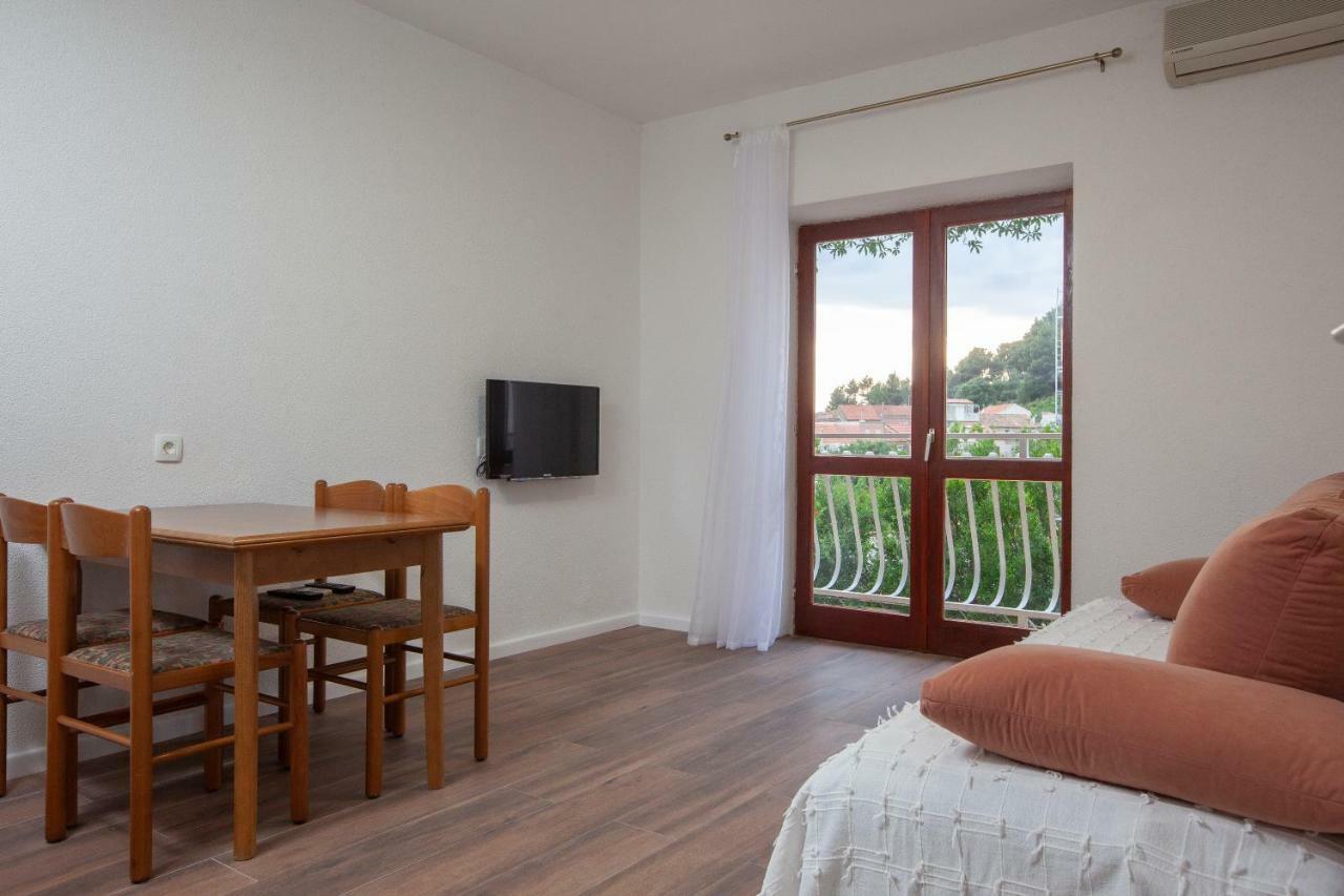 Apartmani Tina Podgora Εξωτερικό φωτογραφία